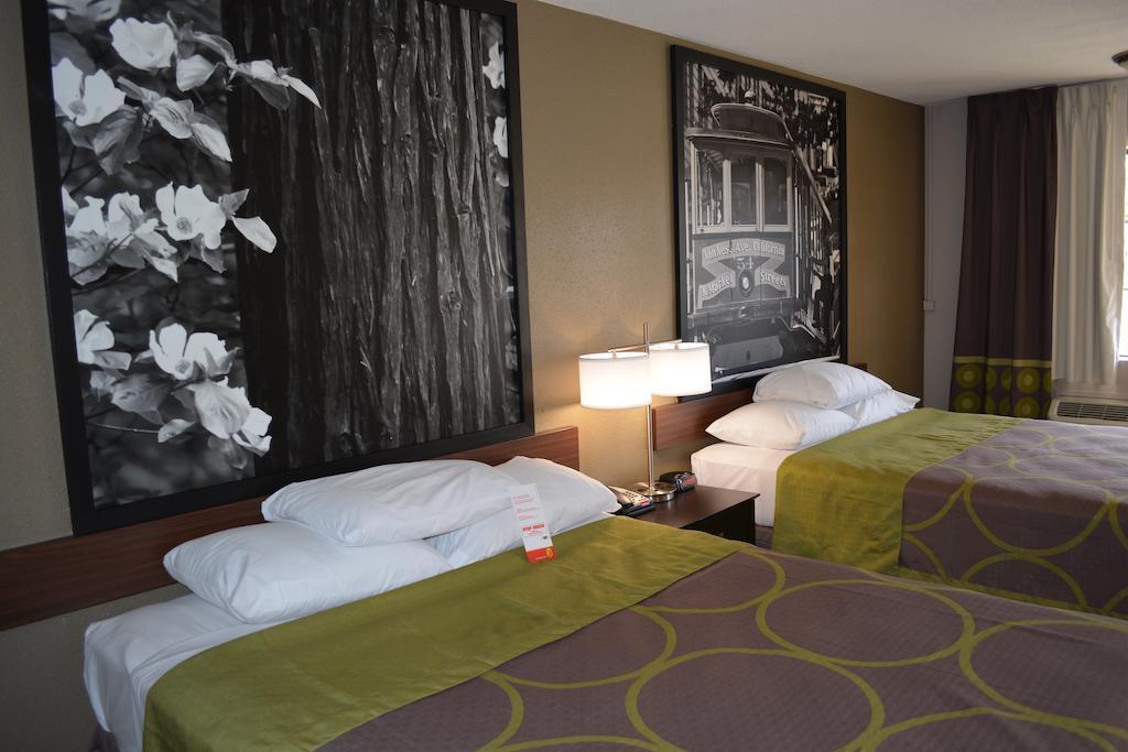 Super 8 By Wyndham Salinas Quarto foto
